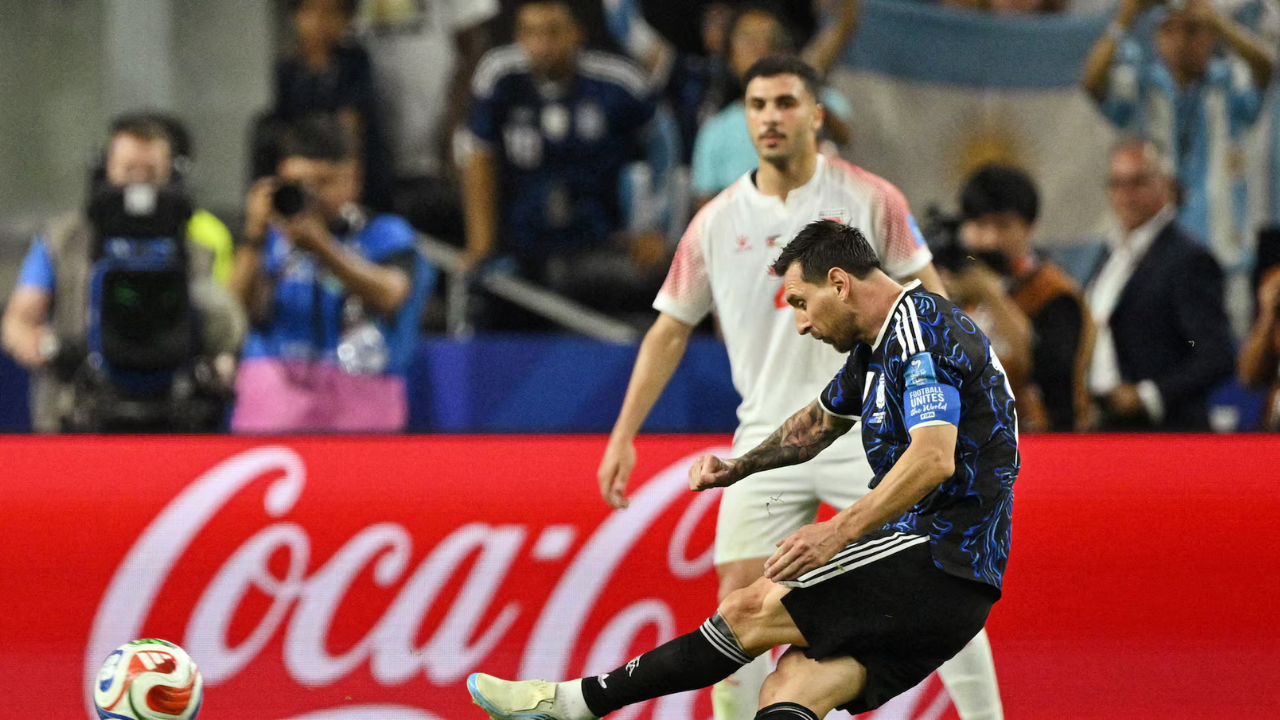GOL LIONEL MESSI TIDAK AKAN PERNAH BERHENTI